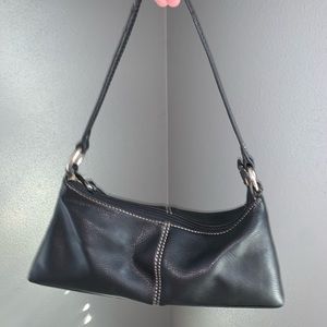Small black Nine West purse